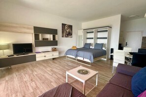 Iron/ironing board, WiFi, bed sheets - Apartamento Ikarus (with climatized pool) (Puerto de la Cruz)