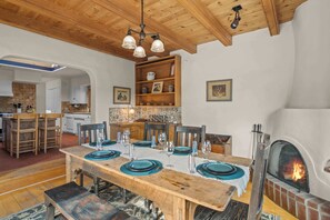 Dining - Kiva Fireplaces, Stunning Mountain Views (Santa Fe)