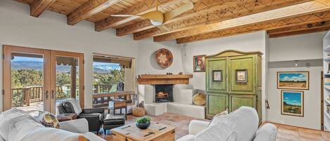 TV, fireplace, offices