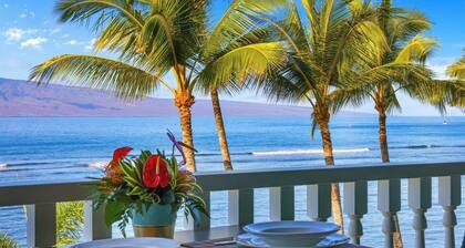 Serene Oceanfront 4th Floor Studio at Lahaina’s Only Boutique Resort