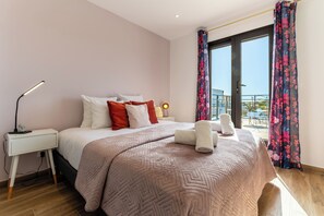 Iron/ironing board, travel cot, WiFi, bed sheets - Villa Azura family villa jet pool near beach (Sérignan)