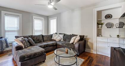 Quiet Oregon District Home, Walk to Dining & Downtown