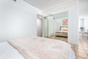 1 bedroom, WiFi, bed sheets - Boho Oceanview Getaway (Gold Coast)