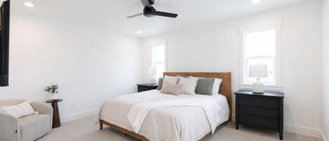 3 chambres, fer et planche à repasser, accès Internet, draps fournis