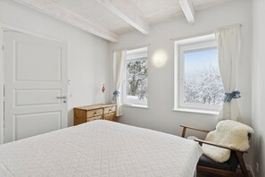 3 bedrooms, iron/ironing board - Spacious holiday home in Bornholms nature (Østermarie)