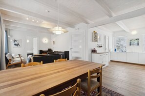 Dining - Spacious holiday home in Bornholms nature (Østermarie)