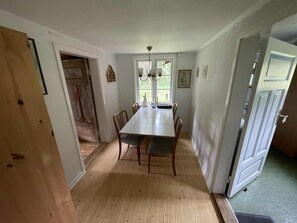 Dining - Cozy holiday home in Swedish forest (Kolarp)