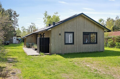 Cozy little cottage close to the Limfjord