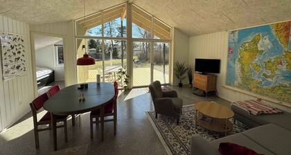 Cozy little cottage close to the Limfjord