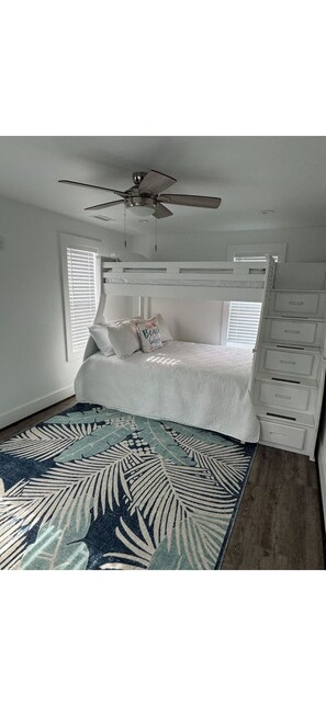 3 bedrooms, travel crib, WiFi, bed sheets