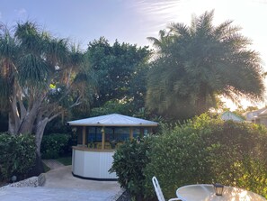 Terrace/patio - Monthly rental-Old town one level home w/ shared, heated pool, parking, a/c,heat (Key West)