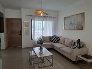 Smart TV - Downtown Sosúa Townhouse (Sosua)