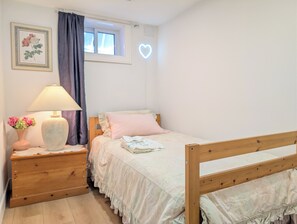 2 bedrooms, free WiFi, bed sheets