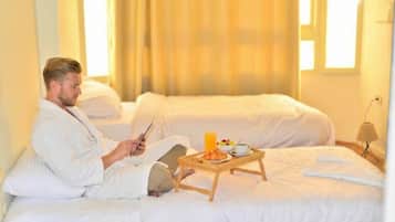 Una cassaforte in camera, tende oscuranti, insonorizzazione