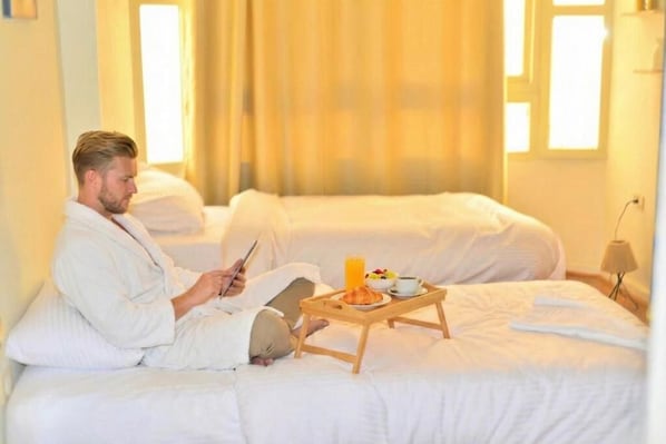 In-room safe, blackout drapes, soundproofing, iron/ironing board - GEMS PYRAMIDS VIEW (GIZA)