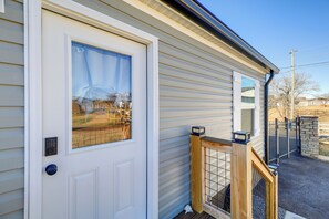 Exterior detail - Walk to Marina: Waterfront South Holston Lake Home (Bristol)