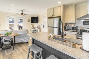 Coffee/tea maker, cookware/dishes/utensils - Walk to Marina: Waterfront South Holston Lake Home (Bristol)