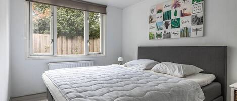 2 bedrooms, free WiFi