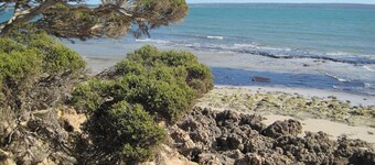 Wallaby Beach House | 15% Off Weekly!