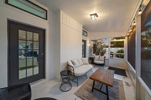 Interior - 2 Homes 6 Rooms w/Pool (Bay Bliss & Waldemere) (Sarasota)