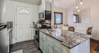 Cozy Arvada Home | Pets OK + Workstation + Yard