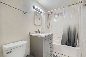 Hair dryer - Cozy Arvada Home | Pets OK + Workstation + Yard (Arvada)