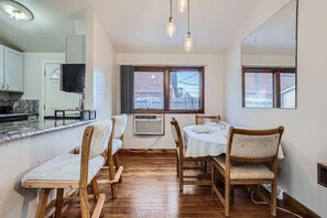 Dining - Cozy Arvada Home | Pets OK + Workstation + Yard (Arvada)