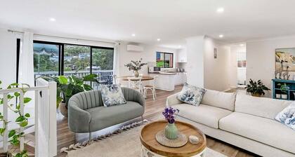 Barefoot at North Avoca – Elevated Coastal Escape