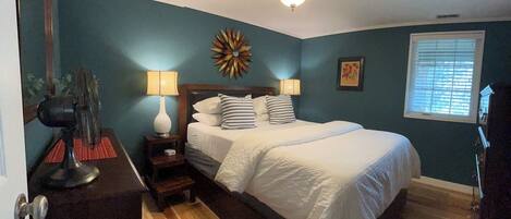 3 室のベッドルーム、アイロン / アイロン台、WiFi、ベッドシーツ