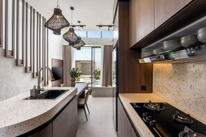 Deluxe Villa, 2 Bedrooms, Private Bathroom, Pool View | Private kitchen - Villa Fresko 4 by Alfred in Bali (Munggu)
