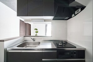 Apartment | Private kitchen | Microwave, stovetop, rice cooker, toaster oven