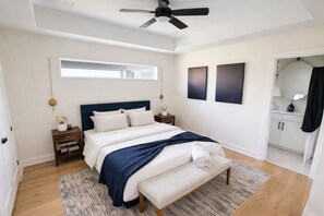 3 bedrooms, iron/ironing board, WiFi, bed sheets - Muse Atelier | Midtown Houston (Houston)