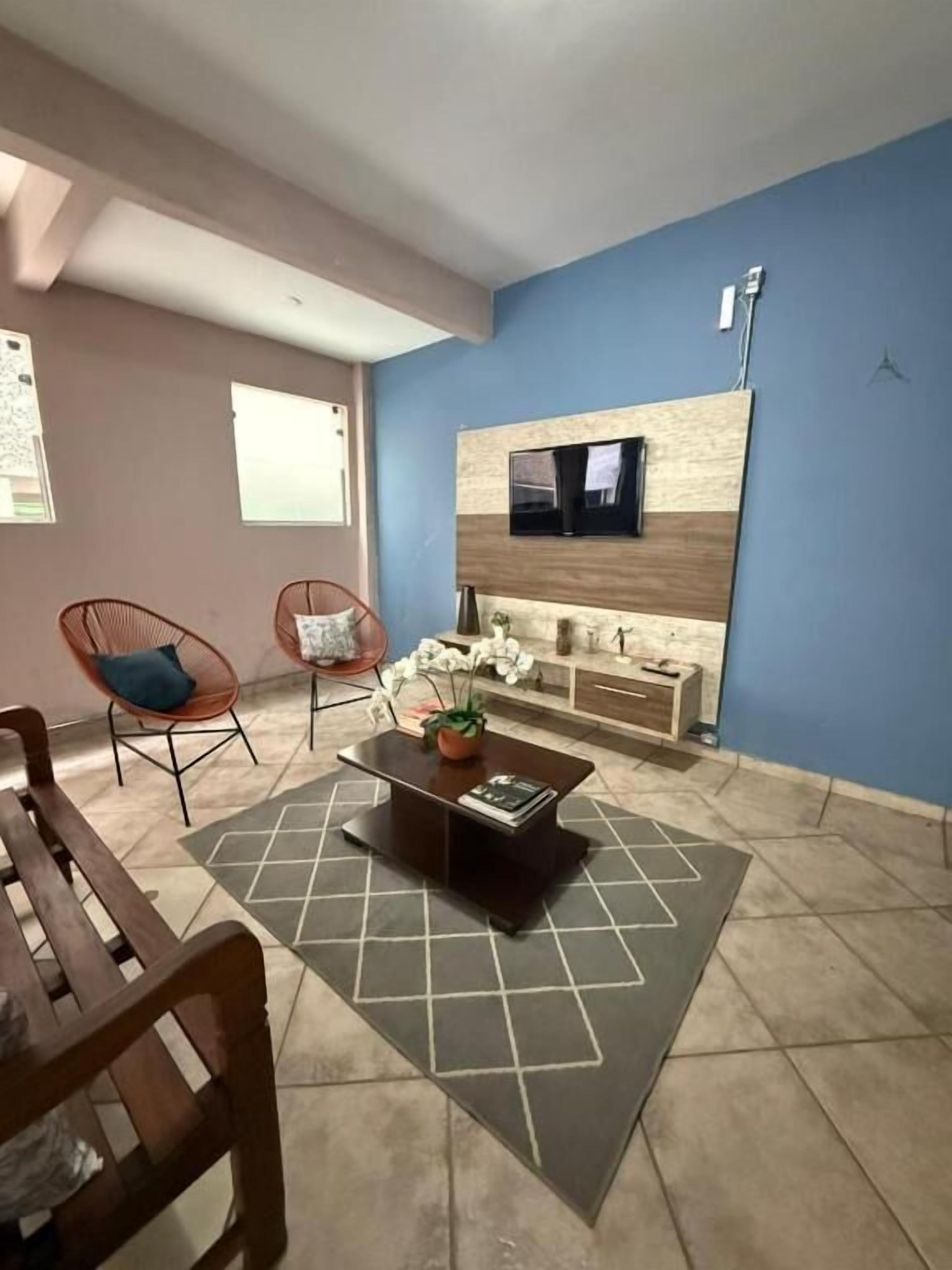 32-inch Smart TV with satellite channels