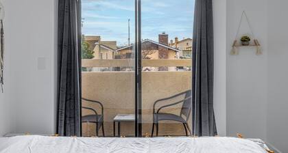 Heart of DT Alhambra Walk to Starbucks Near DTLA A