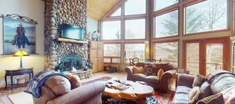 3 En-suites | Mountain Views  | Fireplace |Aspens Perch