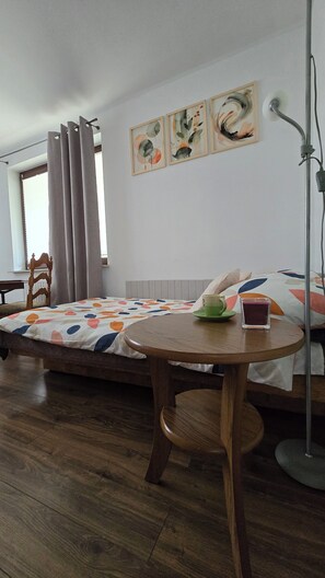 3 bedrooms, desk, iron/ironing board, free WiFi - Krakow Tauron Arena Apartment, Polish Pilots Park and concerts at Tauron Arena (Kraków)
