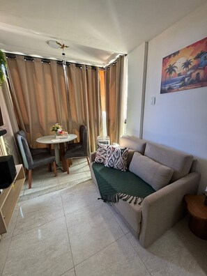 Smart TV, DVD player - Flat Refúgio dos Sonhos/ Porto de Galinhas (Ipojuca)