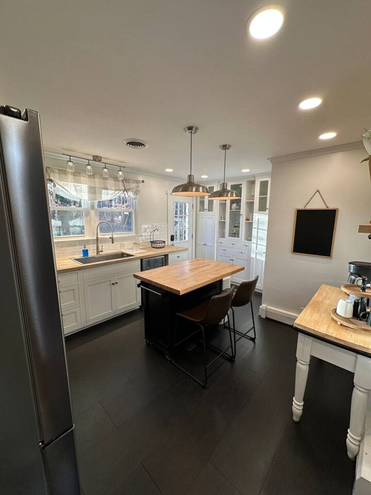 雪櫃、微波爐、爐具、洗碗機