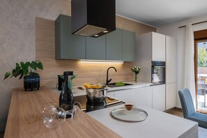 Coffee/tea maker, fridge, microwave, oven - House 2415/192055 (Istria - Vodnjan), 5500m from the beach (Vodnjan)