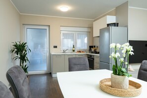 Dining - Apartment 2416/192071 (Istria - Vodnjan), 5500m from the beach (Vodnjan)