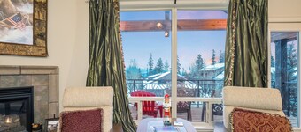 New! Whitefish Ski-In/Ski-Out Escape with Hot Tub & Deck!