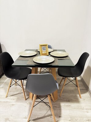 Dining - Peaceful 1-bedroom apartment in charming Quito perfect for relaxing stay (Quito)