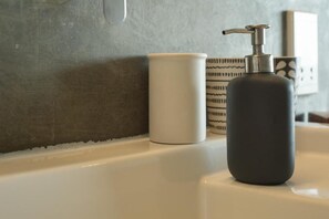 Deluxe-Doppelzimmer, Blick auf den Innenhof | Verschiedenes