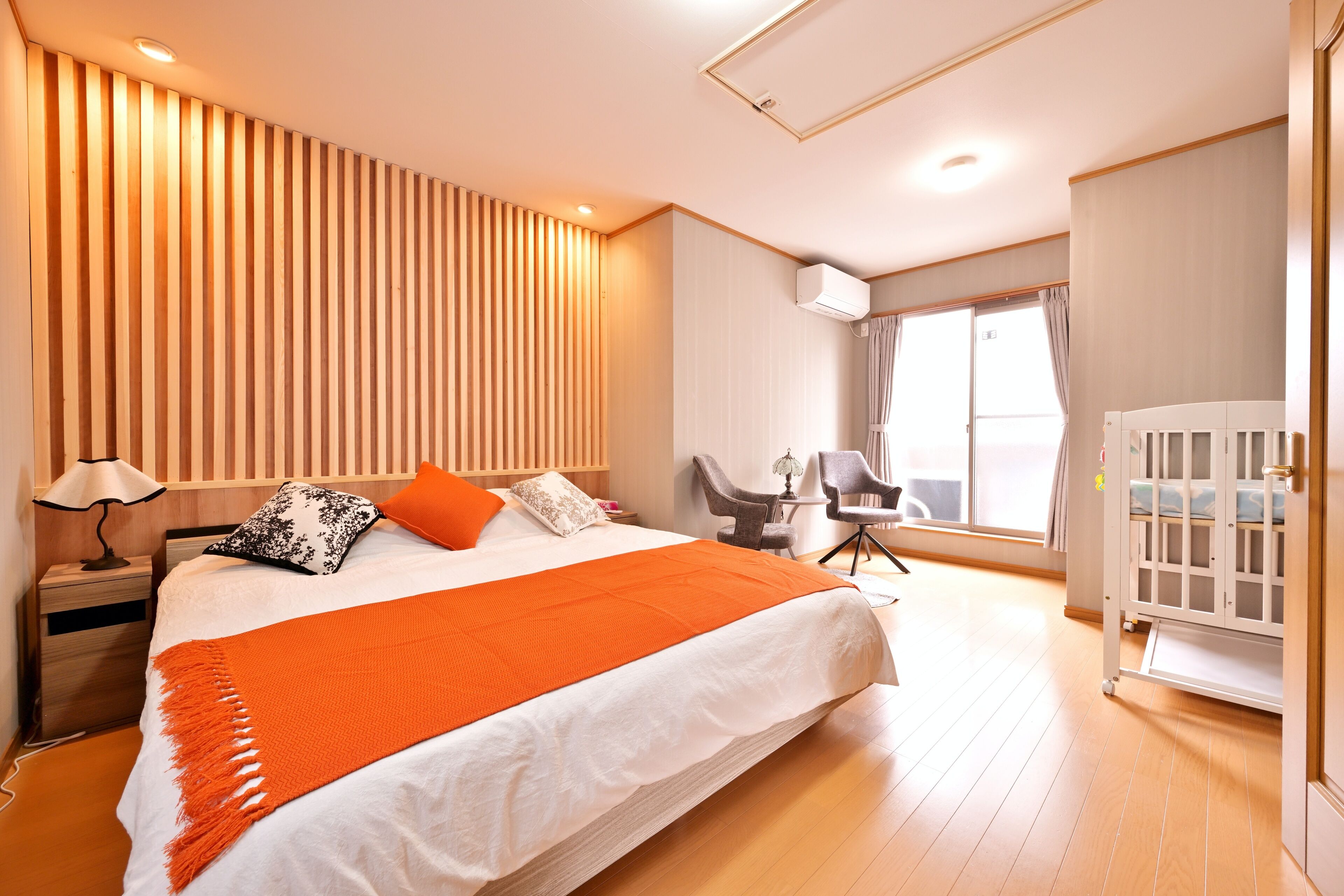 Bügeleisen/Bügelbrett, WLAN, Bettwäsche