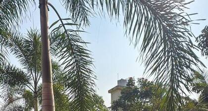 Lahari by Hireavilla - Chic 4BR Beachfront Villa