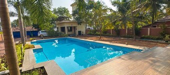 ラハリ by Hireavilla - シック 4ベッドルーム ビーチフロント ヴィラ