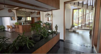 Lahari by Hireavilla - Chic 4BR Beachfront Villa