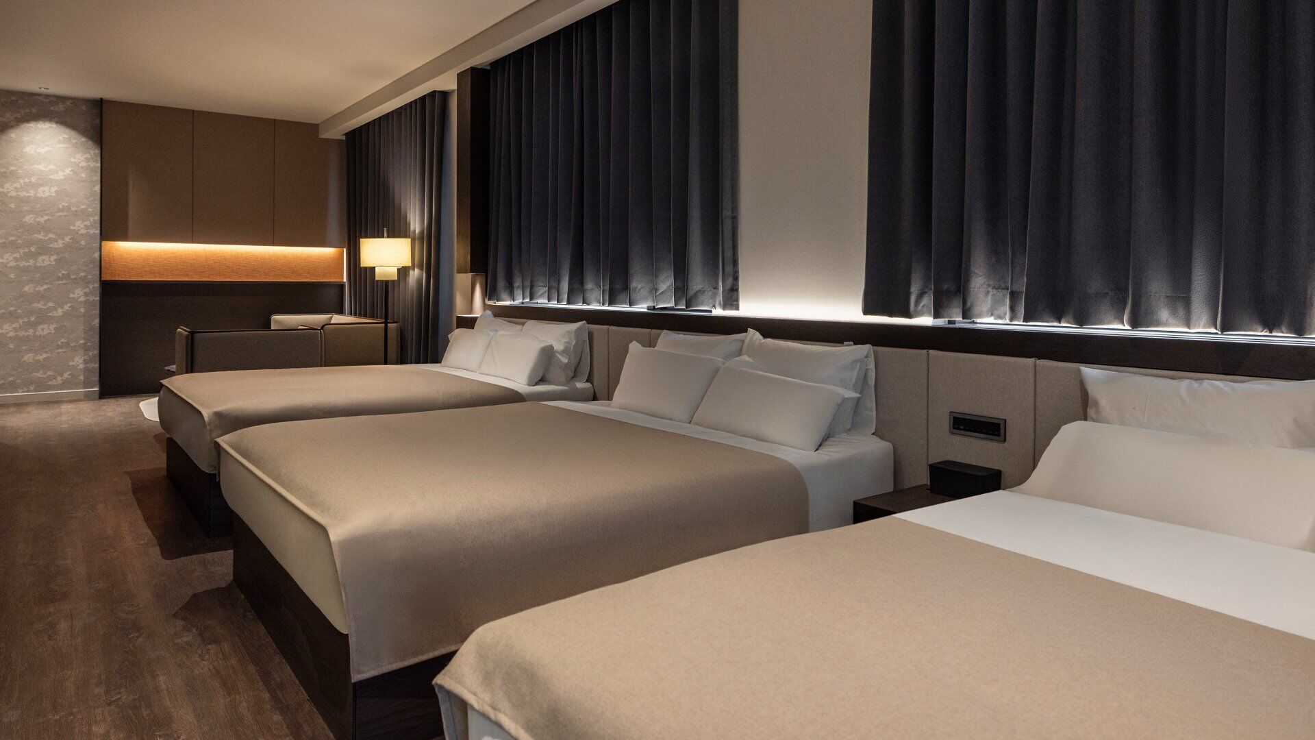 Pent Suite Family | Premium bedding, free WiFi, bed sheets