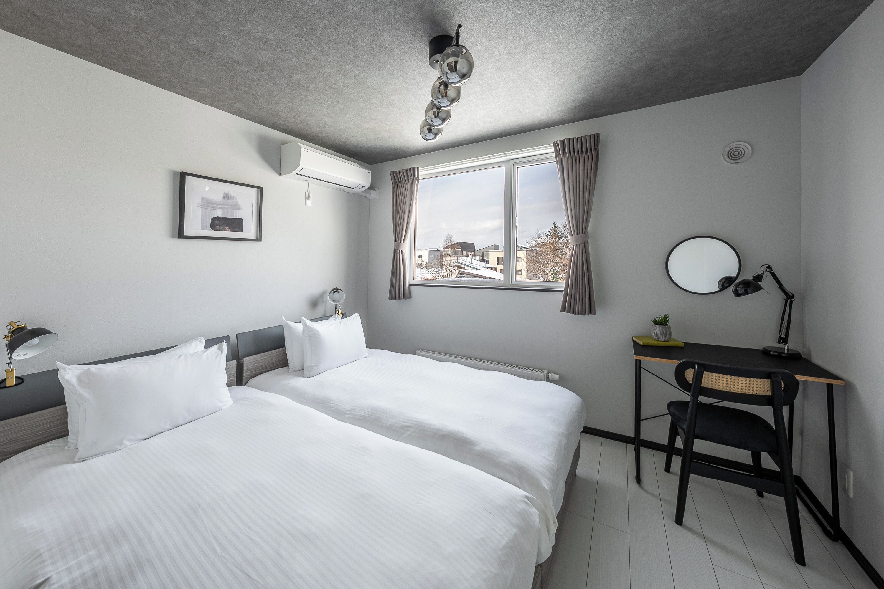 Apartment | Desk, iron/ironing board, free WiFi