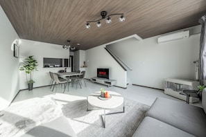 Apartment | Living area - HILLS NISEKO E (Niseko)